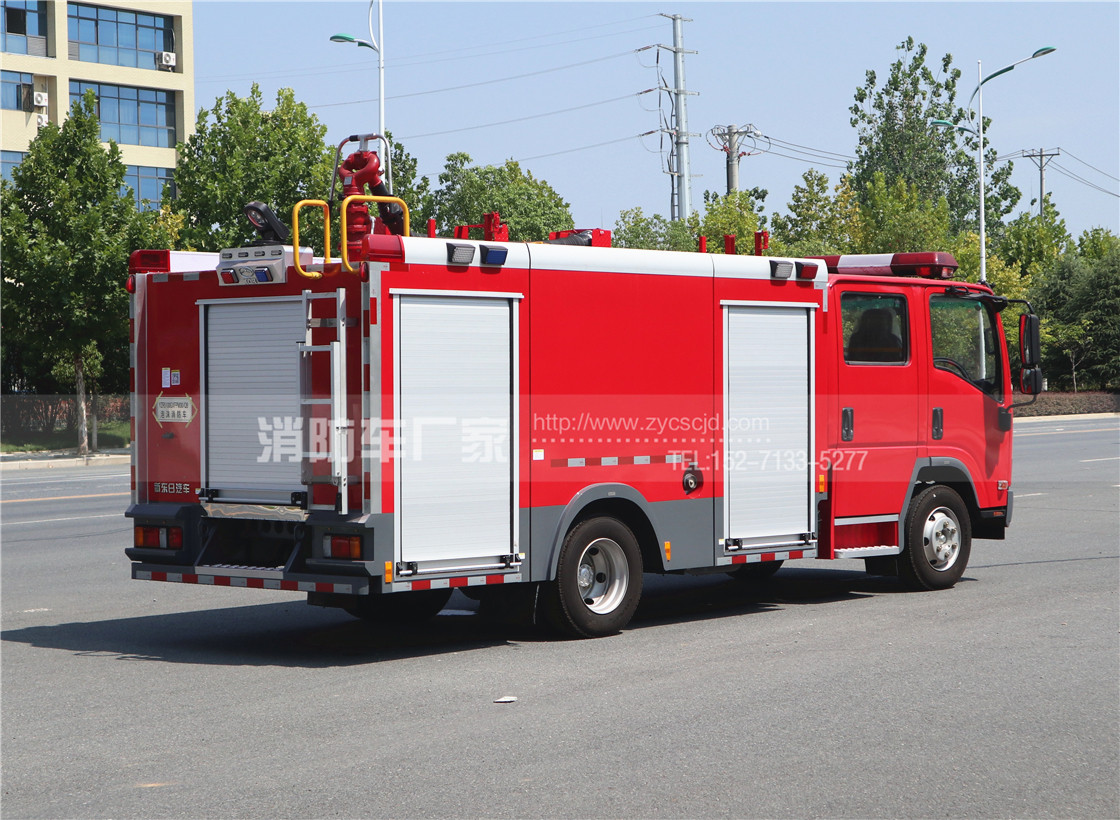 ������ʮ�700P 3.5����ĭ����܇