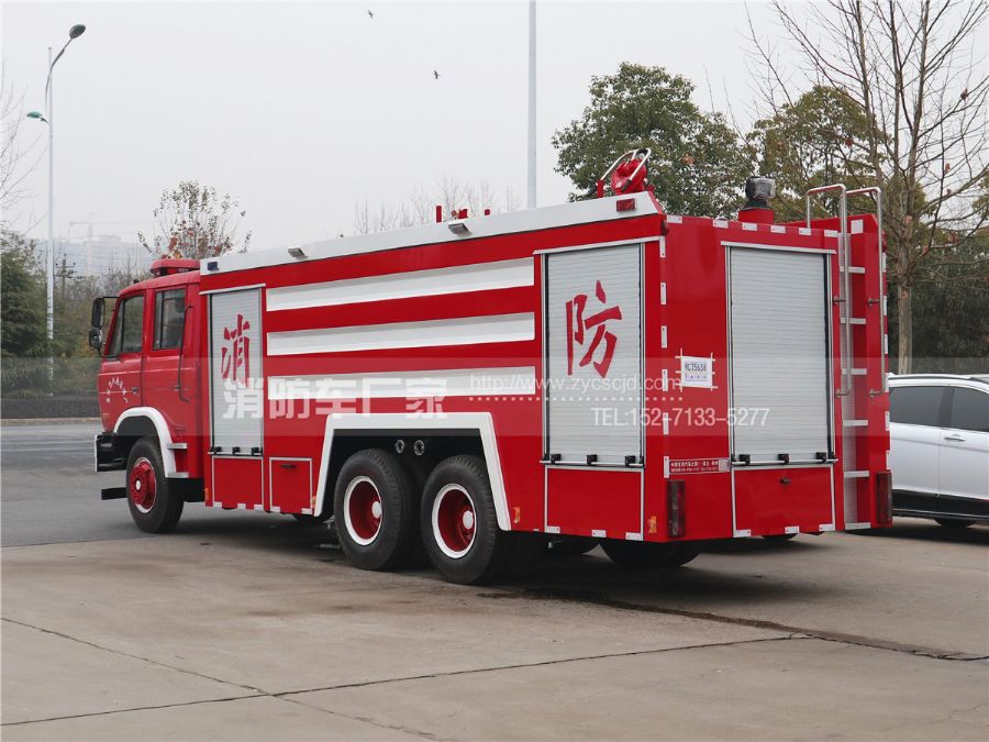 東風(fēng)12噸泡沫消防車 東風(fēng)12噸泡沫消防車