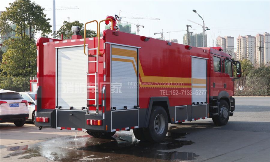 汕德卡自動擋消防車 汕德卡自動擋消防車
