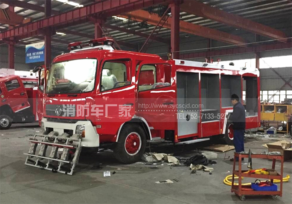 東風(fēng)天錦6噸泡沫消防車 東風(fēng)天錦6噸泡沫消防車